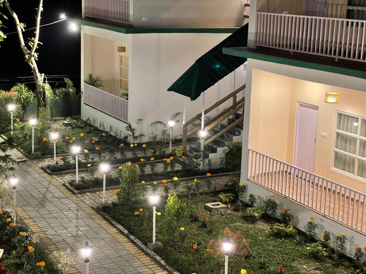 Jaldapara Forest Tourist Lodge Jftl Madari Hat Dış mekan fotoğraf