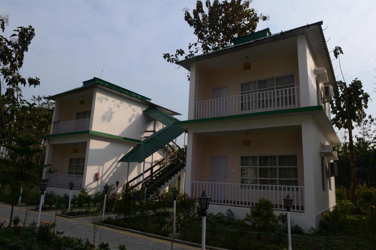 Jaldapara Forest Tourist Lodge Jftl Madari Hat Dış mekan fotoğraf